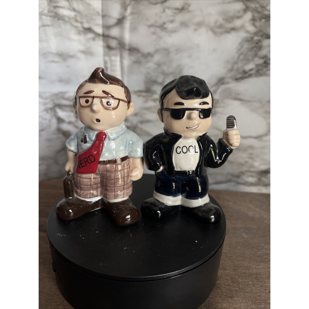 Pacific Giftware Nerd & Cool Guy Salt and Pepper Shaker Set - Ceramic